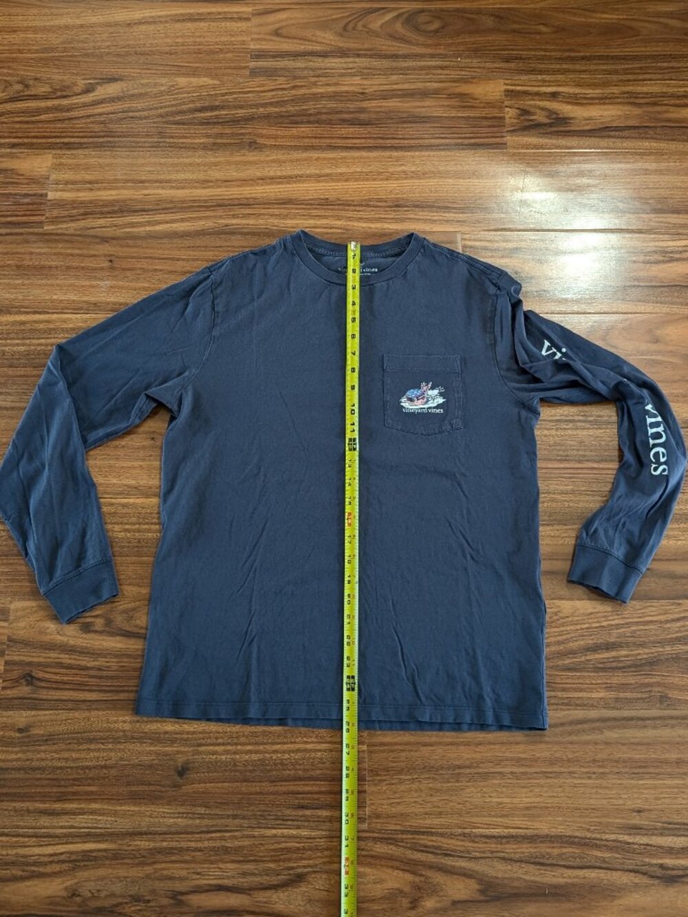 Vineyard Vines Blue Blazer Ski Race Whale Graphic Long Sleeve Pocket Shirt Sz S - Picture 7 of 12